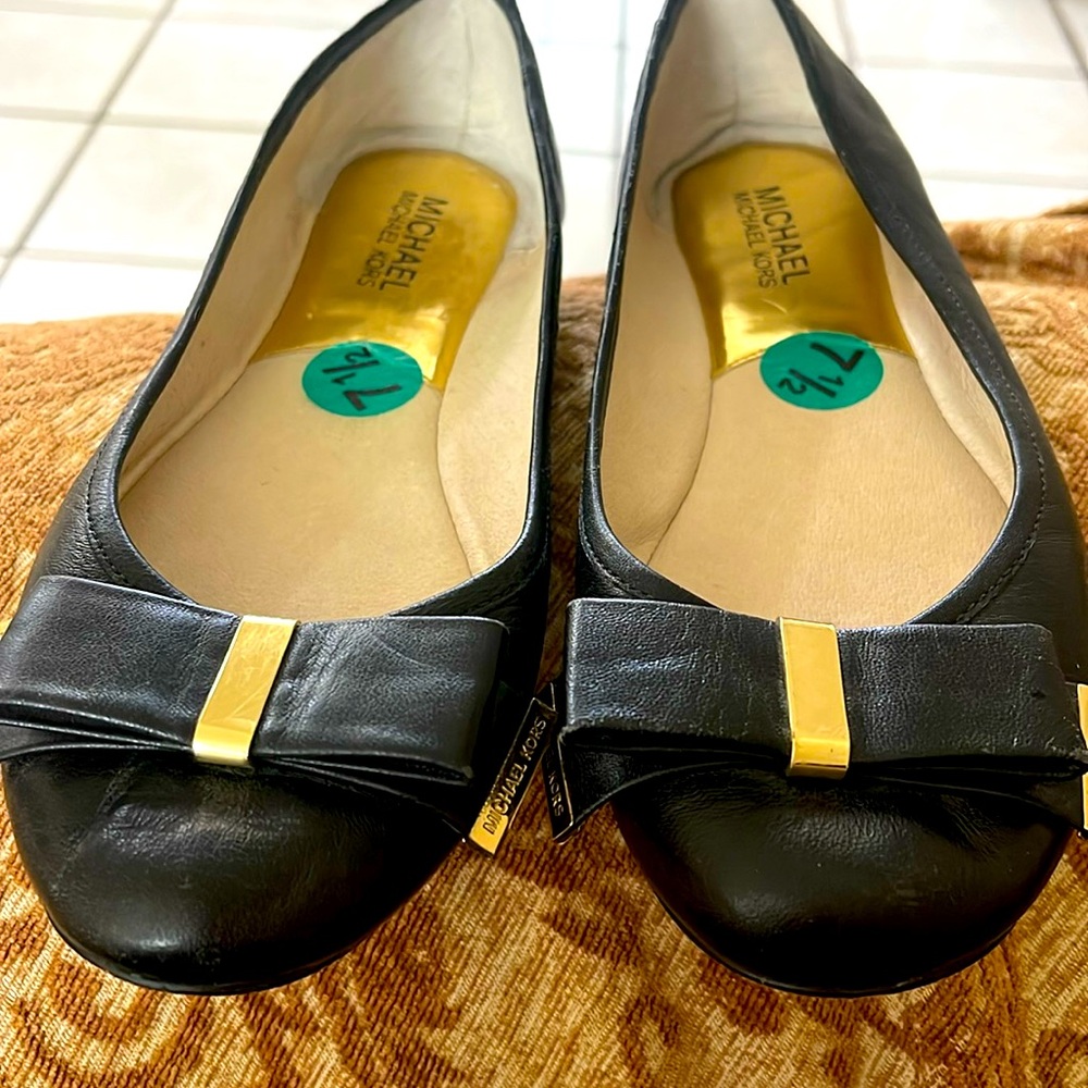 MICHAEL MICHAEL  KORS BALLERINA FLAT🎉Pricedrop🎉